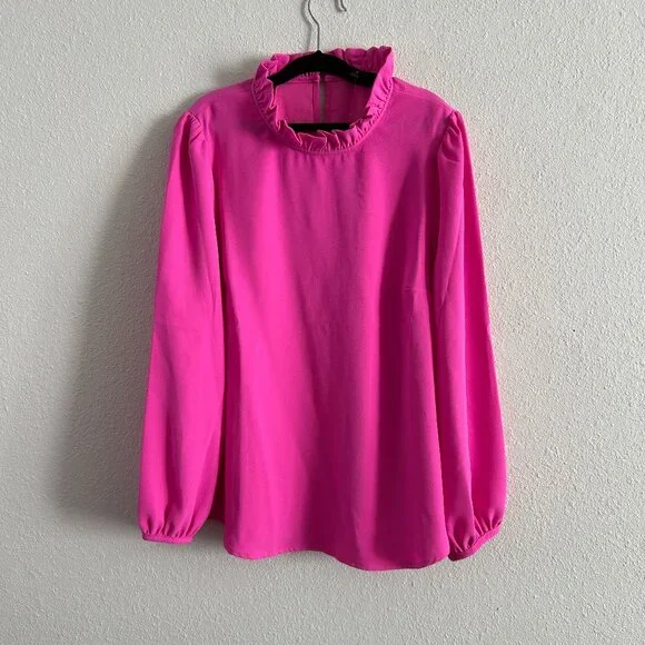 NWT Pink Ruffle Neck Medium Blouse - Picture 1 of 4